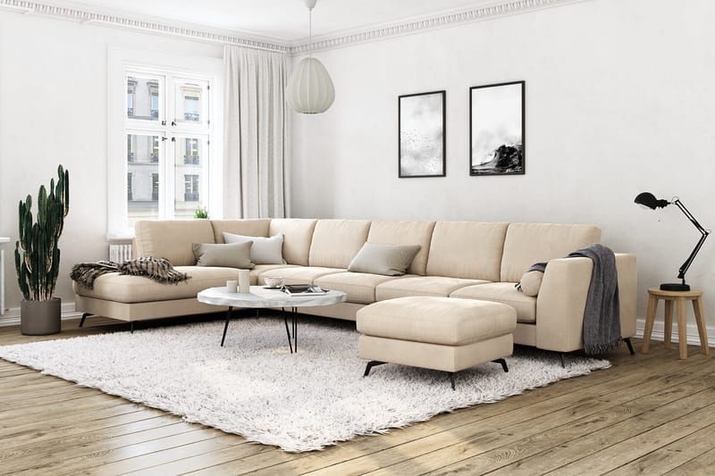 Ocean Lyx 6-sits Vänstervänd U-formad Soffa med Divan och Schäslong + Fotpall i Sammet - Beige - Möbler - Soffa - Divansoffa & schäslongsoffa