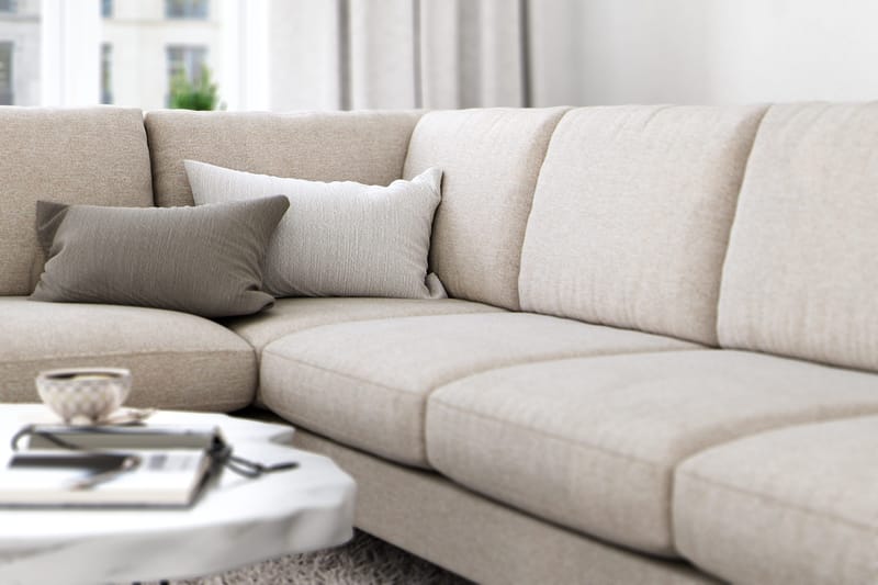 Ocean Lyx 6-sits Vänstervänd U-formad Soffa med Divan och Schäslong + Fotpall i Tyg - Beige - Möbler - Soffa - Divansoffa & schäslongsoffa