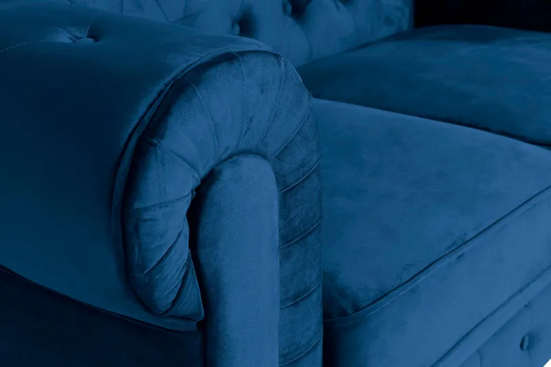 Chesterfield Lyx 2-sits Liten sammetssoffa - Djup soffa 160 cm bred - Blå - Möbler - Soffa - Howardsoffa