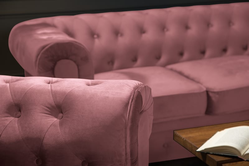 Chesterfield Lyx Sammetssoffa 2-sits - Rostrosa - Möbler - Soffa - Howardsoffa