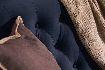 Howard Riviera 2-sits Sammetssoffa - Blå - Möbler - Soffa - Howardsoffa