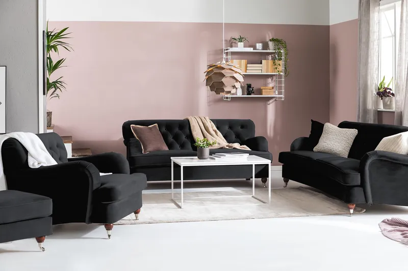 Howard Riviera 3-sits Svängd Sammetssoffa - Svart - Möbler - Soffa - Howardsoffa