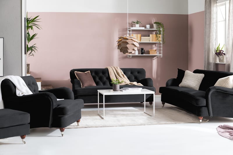 Howard Riviera 3-sits Svängd Sammetssoffa - Svart - Möbler - Soffa - Howardsoffa