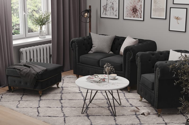 Sammetssoffa Chester Deluxe 2-sits - Svart - Möbler - Soffa - Howardsoffa