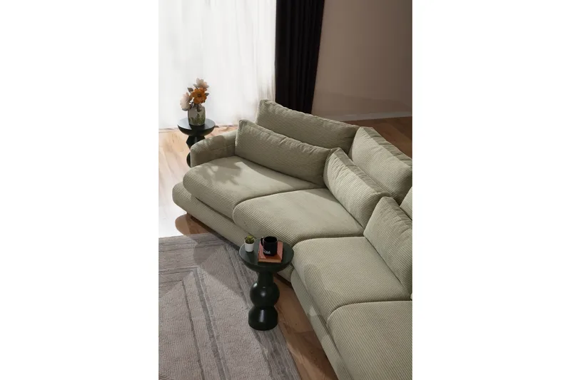 Relento Svängd Soffa 4-sits - Grön - Möbler - Soffa - 4 sits soffa