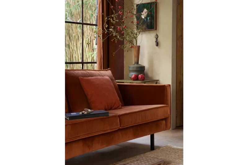 Lissbon 2,5-sits Sammetssoffa - Rost - Möbler - Soffa - Sammetssoffa