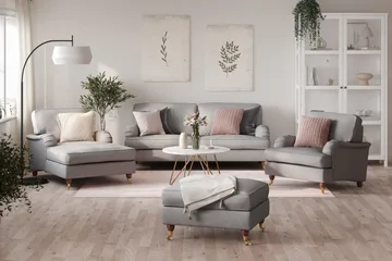 Howard Lyx Soffgrupp 3-sits Soffa + Divanfåtölj + Fåtölj + Fotpall i Tyg - Ljusgrå - Möbler - Soffa - Soffgrupp - Howard soffgrupp