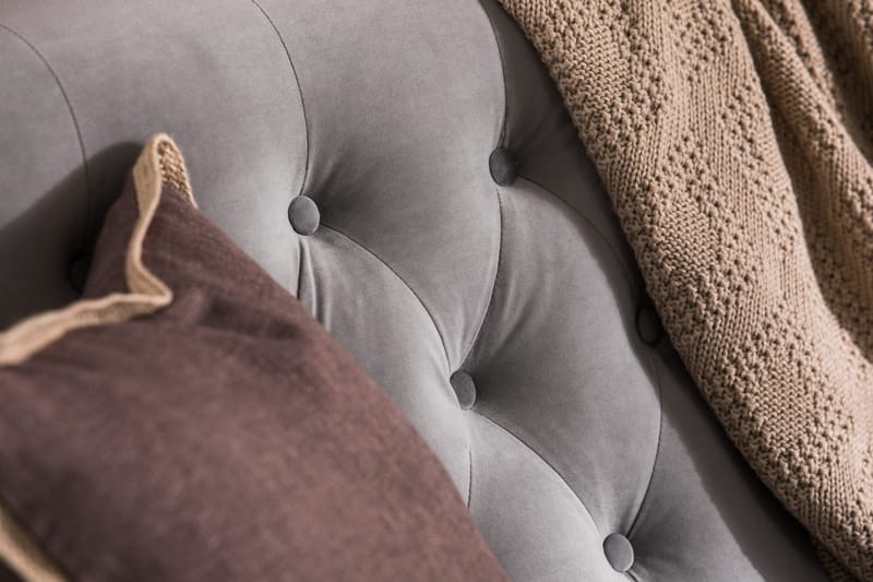 Howard Riviera Soffgrupp 3-sits + 2-sits Soffa + Fåtölj + Fotpall i Sammet - Ljusgrå - Möbler - Soffa - Soffgrupp - Howard soffgrupp