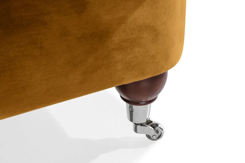 Howard Riviera Soffgrupp Svängd 3-sits + 2-sits Soffa + Fåtölj + Fotpall i Sammet - Mörkgul - Möbler - Soffa - Soffgrupp - Howard soffgrupp