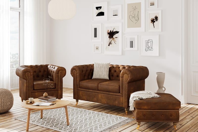Soffgrupp Chester Deluxe 3-sits+2-sits+Fåtölj+Fotpall - Cognac - Möbler - Soffa - Soffgrupp