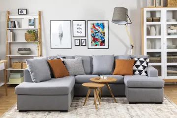 Crazy 4-sits Vänstervänd U-formad Small Soffa med Divan och Schäslong i Tyg inkl Kuvertkuddar - Grå - Möbler - Soffa - U-soffa