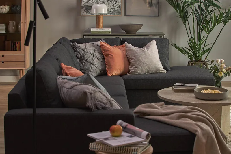 Crazy 5-sits Högervänd U-formad X-Large Soffa med Divan och Schäslong i Tyg - Antracit - Möbler - Soffa - U-soffa