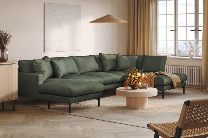 Menard 4-sits Högervänd U-formad Soffa med Divan och Schäslong i Manchester - Grön - Möbler - Soffa - U-soffa