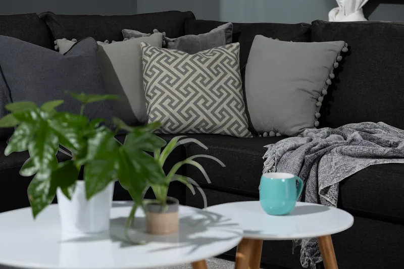 Ocean 4-sits Högervänd U-formad Soffa med Divan och Schäslong i Tyg - Svart - Möbler - Soffa - U-soffa