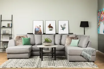 Optus 4-sits Högervänd U-formad Soffa med Divan och Schäslong i Tyg inkl Kuvertkuddar - Ljusgrå - Möbler - Soffa - U-soffa