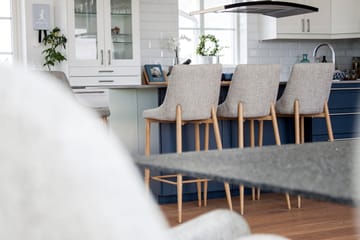 Plaza Barstol 103 cm - Ljusgrå - Möbler - Fåtölj & stolar - Barstol & barpall