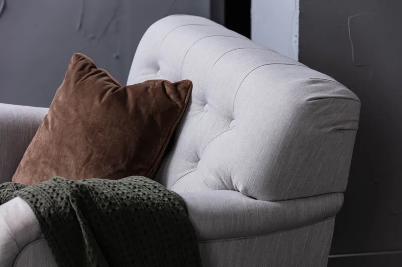 Howard Riviera Fåtölj med Fotpall - Linnegrå - Möbler - Fåtölj & stolar - Fåtölj - Howard fåtölj