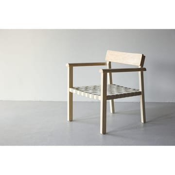 Krois Fåtölj med Armstöd i Trä med Tygdetaljer - Beige - Möbler - Fåtölj & stolar - Fåtölj