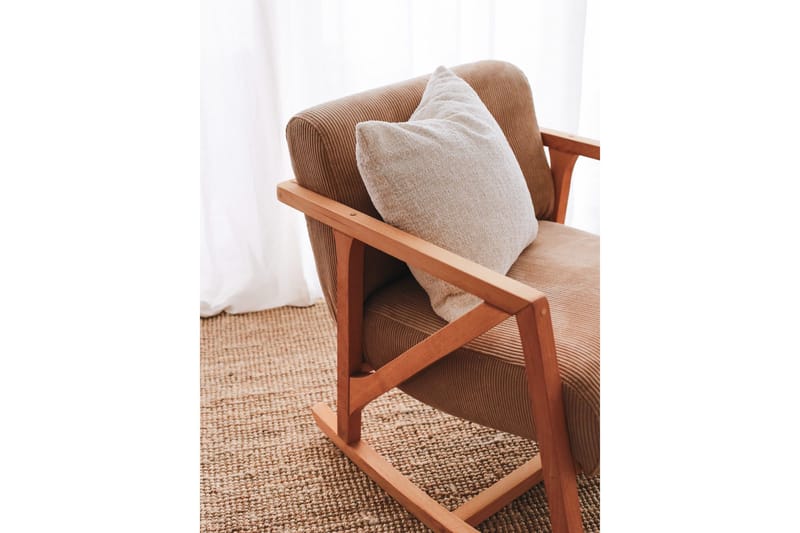 Muskuran Fåtölj - Camel - Möbler - Barnmöbler - Barnstol - Gungstol barn