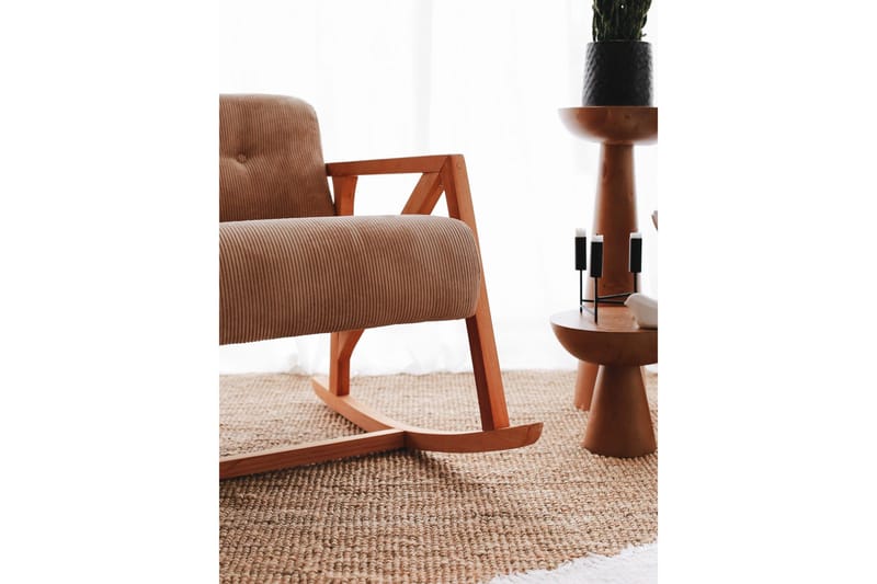 Muskuran Fåtölj - Camel - Möbler - Barnmöbler - Barnstol - Gungstol barn