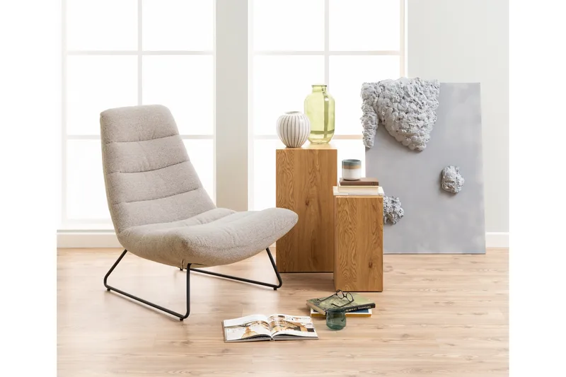 Sammo Modern Fåtölj i Tyg med Metallunderrede - Beige - Möbler - Fåtölj & stolar - Fåtölj