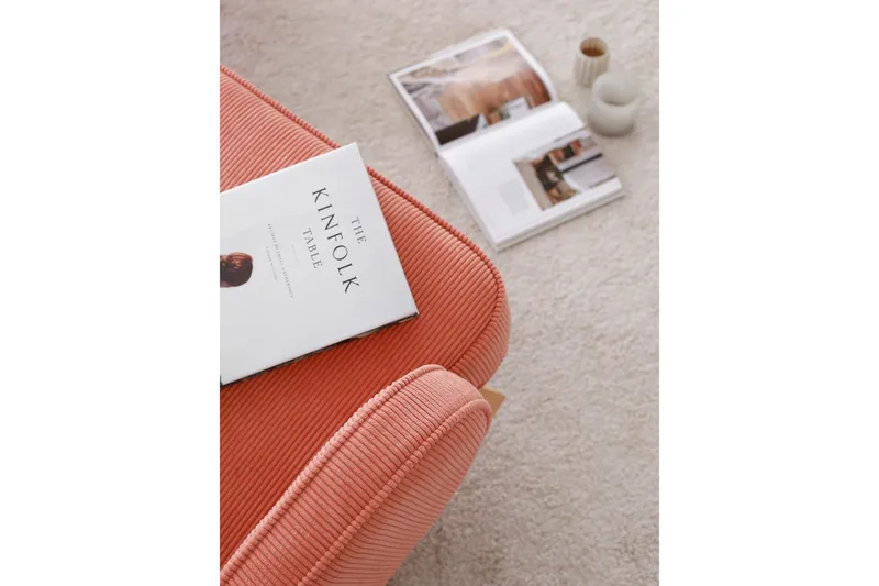 Yoko Fåtölj - Korall - Möbler - Barnmöbler - Barnstol - Gungstol barn