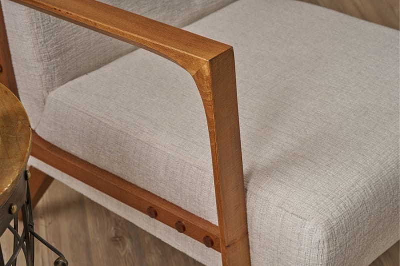 Finegard Fåtölj - Creme - Möbler - Fåtölj & stolar - Fåtölj