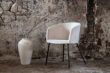 Berit Karmstol Sammet med Armstöd - Vit med svarta ben - Möbler - Fåtölj & stolar - Matstol & köksstol