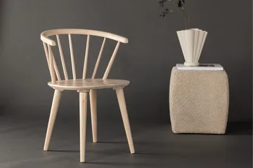 Bobby Karmstol med Armstöd - Vitlaserad / Gummiträ - Möbler - Fåtölj & stolar - Matstol & köksstol