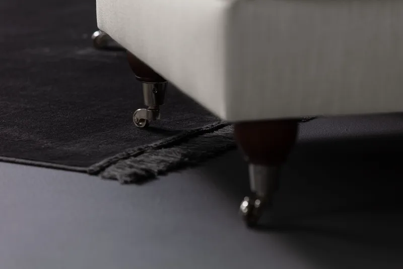 Howard Riviera Fotpall - Linnebeige - Möbler - Fåtölj & stolar - Pall & puff - Fotpallar