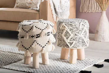 Youness Fotpall - Beige - Möbler - Fåtölj & stolar - Pall & puff - Fotpallar