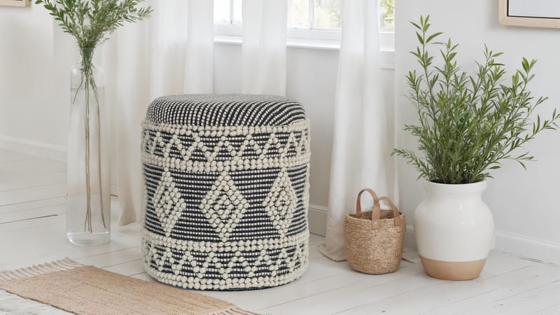 Ivoino Pall 40 cm - Svart/Vit - Möbler - Fåtölj & stolar - Pall & puff - Fotpallar