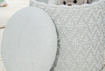 Ivoino Pall 40 cm - grå och gräddvit - Möbler - Fåtölj & stolar - Pall & puff - Fotpallar