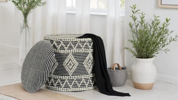 Ivoino Pall 40 cm - Svart/Vit - Möbler - Fåtölj & stolar - Pall & puff - Fotpallar