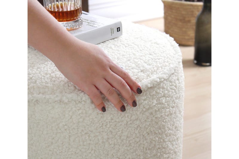 Braintree Sittpuff 42 cm - Vit - Möbler - Fåtölj & stolar - Pall & puff - Sittpuff