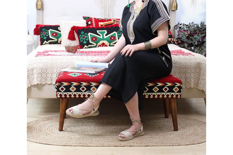 Crossett Sittpuff 91 cm - Röd - Möbler - Fåtölj & stolar - Pall & puff - Sittpuff