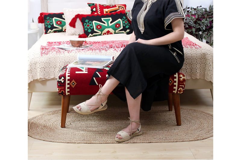 Crossett Sittpuff 91 cm - Röd/Vit - Möbler - Fåtölj & stolar - Pall & puff - Sittpuff