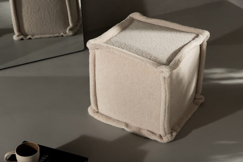 Castine Sittpuff - Vit - Möbler - Fåtölj & stolar - Pall & puff - Sittpuff