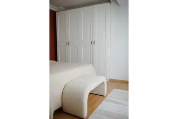 Manav Sittpuff 106 cm - Vit - Möbler - Fåtölj & stolar - Pall & puff - Sittpuff