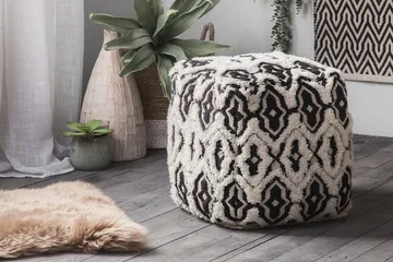 Orai Sittpuff 45 cm - Svart - Möbler - Fåtölj & stolar - Pall & puff - Sittpuff