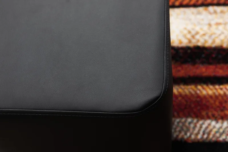 Square Pall Läder - Svart - Möbler - Fåtölj & stolar - Pall & puff - Sittpuff