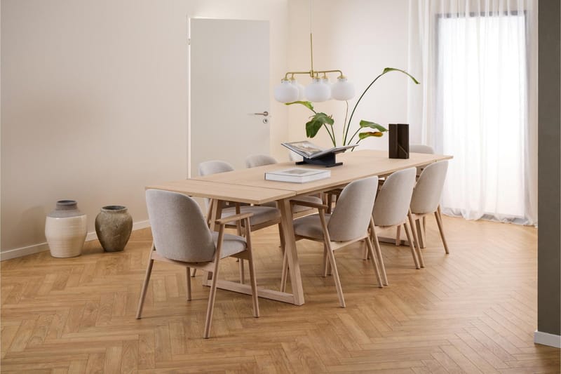 Reciclar Matstol i Bouclé med armstöd i ek trä - Beige - Möbler - Fåtölj & stolar - Matstol & köksstol