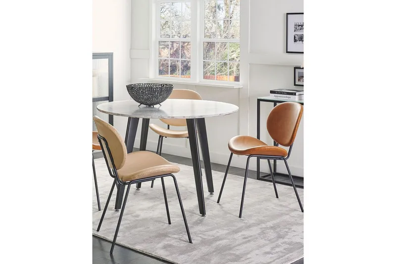 Set med 2 matstolar Luana - Beige, svart/Konstläder - Möbler - Fåtölj & stolar - Matstol & köksstol