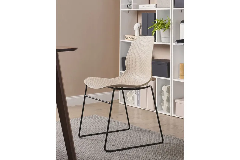 Set med 4 matstolar Panora - Beige, svart - Möbler - Fåtölj & stolar - Matstol & köksstol