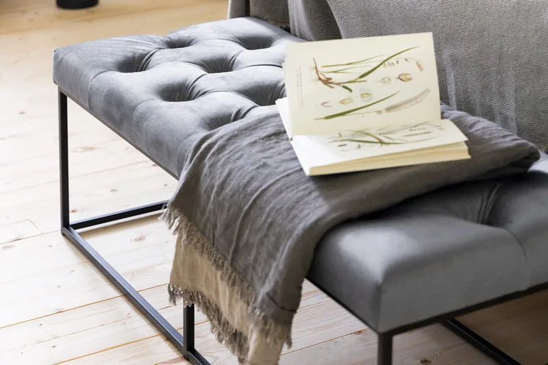 Ella Sittbänk 120cm Djuphäftad - Grå/Sammet - Möbler - Fåtölj & stolar - Sittbänk