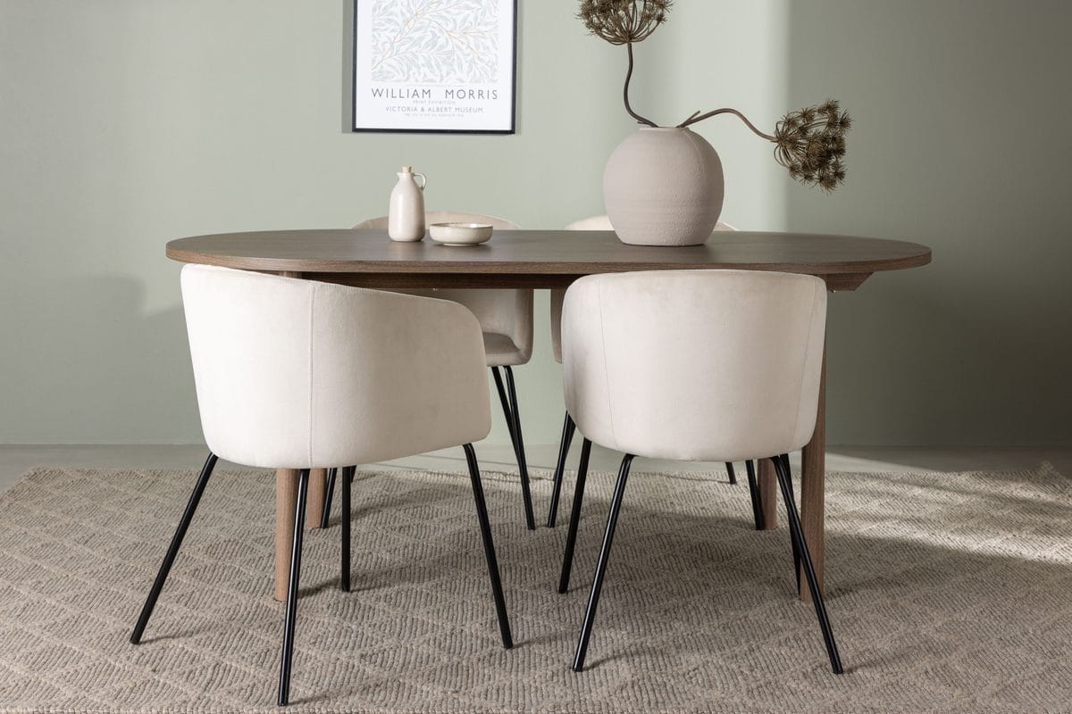 Andy Matbord 180x90 cm Brun med 4 Berit Karmstol Sammet med Armst&ouml;d -