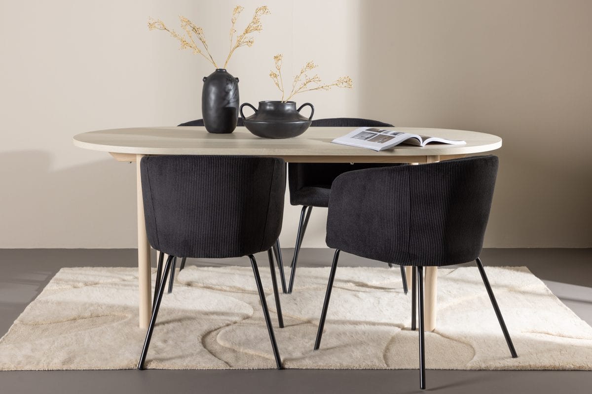 Andy Matbord 180x90 cm med 4 Berit Karmstol -