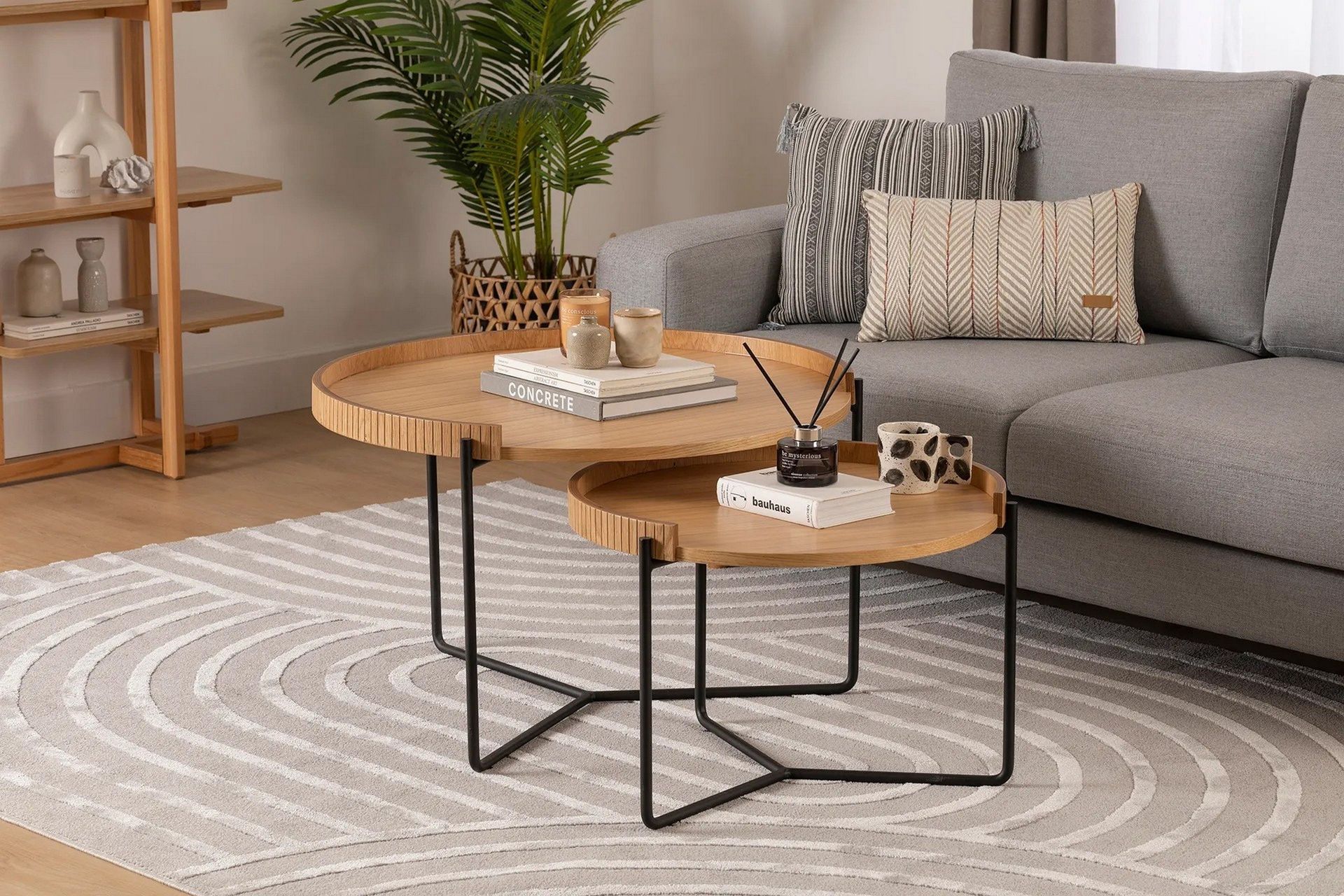 Manisha Satsbord - Natural