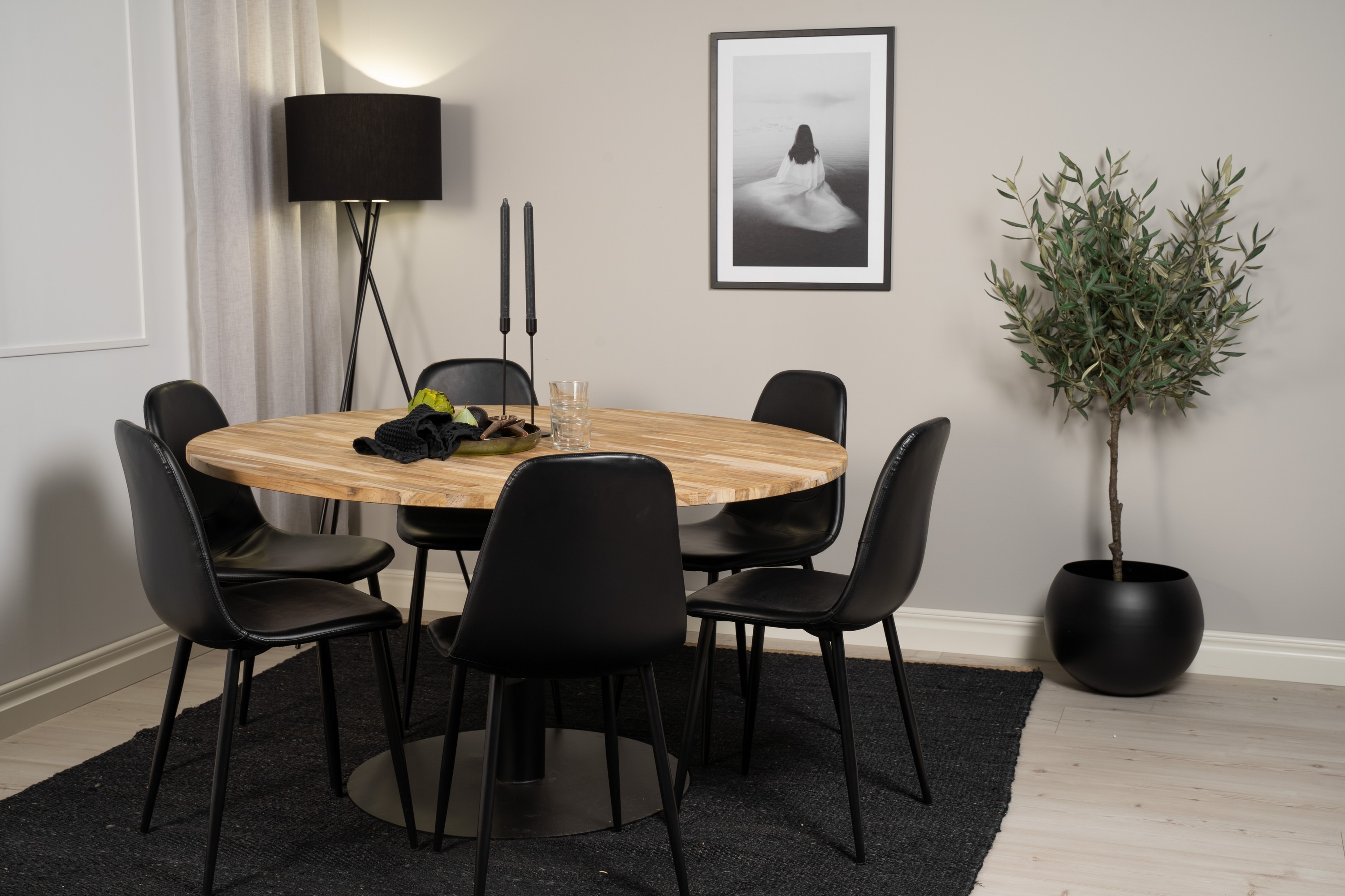 Cirebon Matgrupp 140 cm Rund med 6 Polar stolar Svart