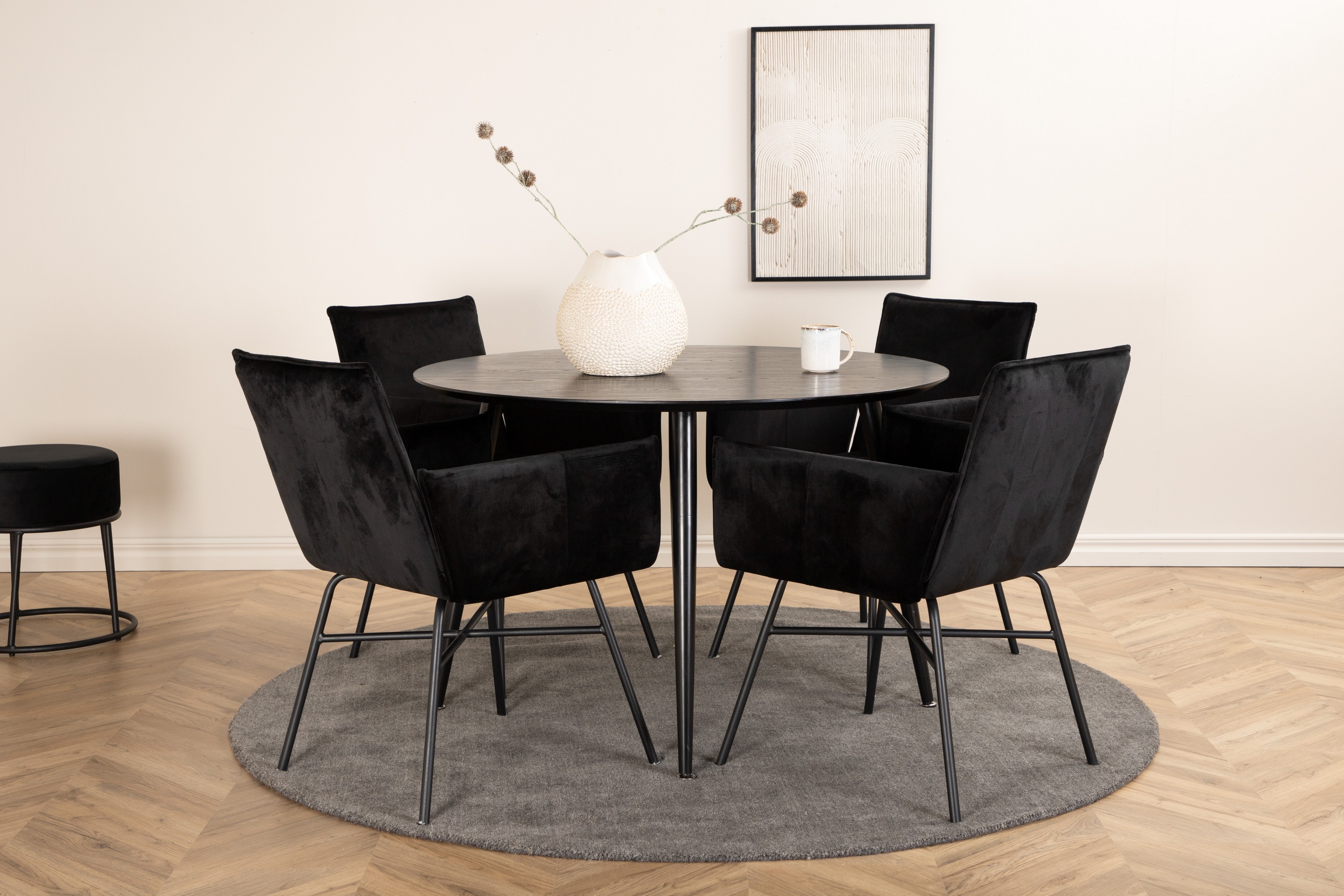 Dipp Matgrupp 115 cm Rund med 4 Petra stolar Svart